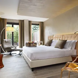**** Hotel Milan Suite Hotel Italy